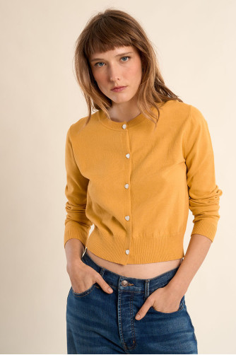 Gilet boutonné, détails cœurs