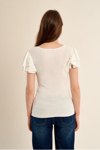 T-shirt with semi-transparent collar