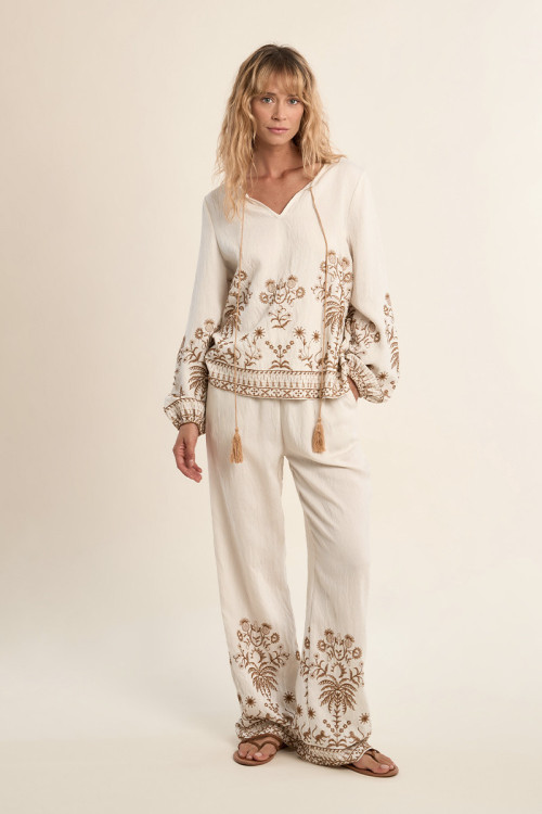 Poplin blouse, embroidered