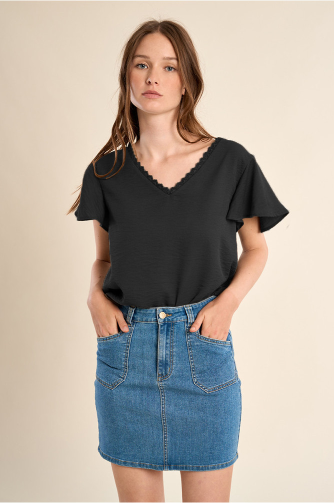 T-shirt décontracté, col brodé