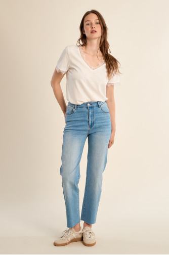 Straight-leg denim, high waist