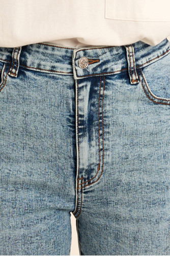 Pantalón de mujer vaquero, ¨Mom¨ fit.