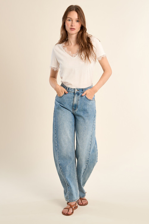 Pantalón de mujer vaquero, corte amplio ¨Balloon¨