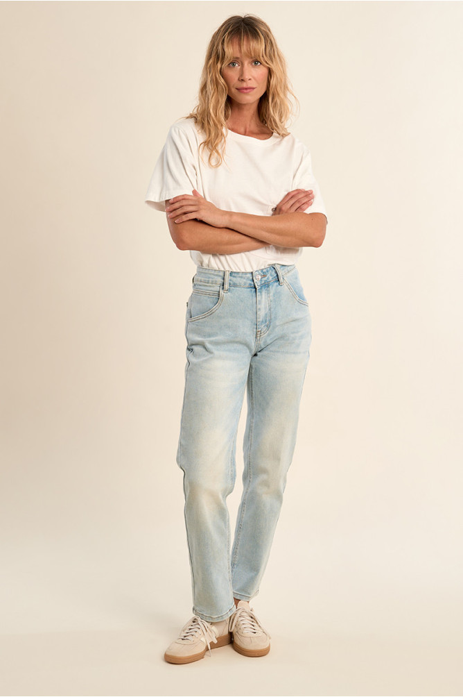 Pantalón vaquero estilo ¨mom¨