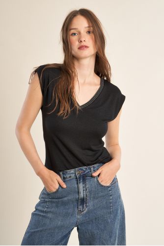 V-neck T-shirt, embellished with rhinestones