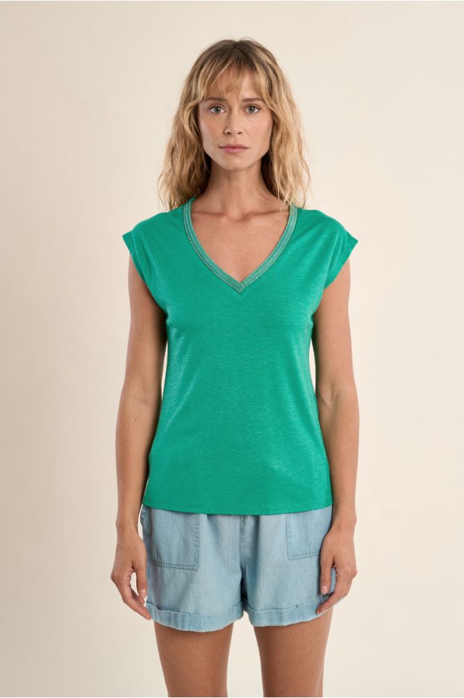 V-neck T-shirt, embellished with rhinestones