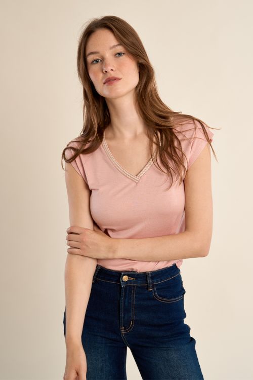 V-neck T-shirt, embellished with rhinestones