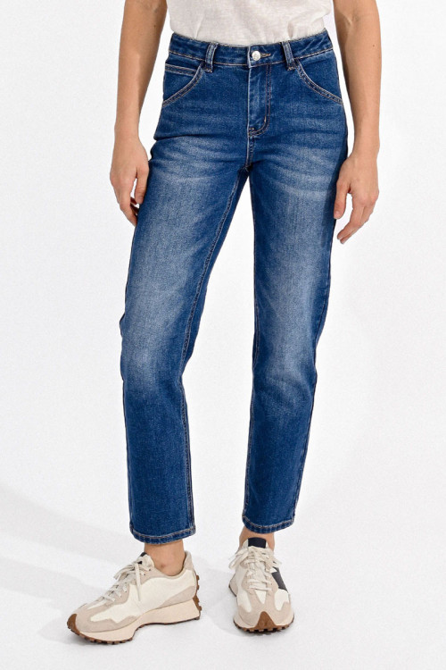 Pantalón vaquero estilo ¨mom¨
