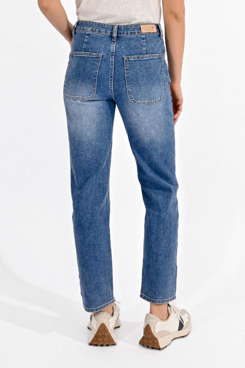 Pantalón vaquero estilo ¨mom¨