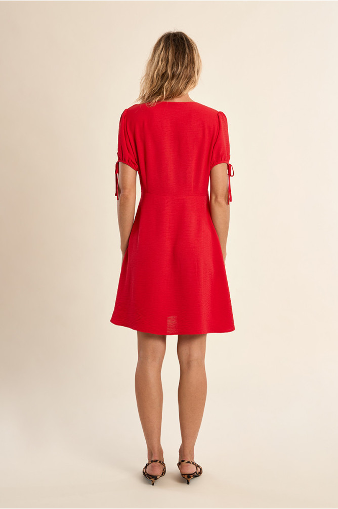 Robe courte avec manches nouables