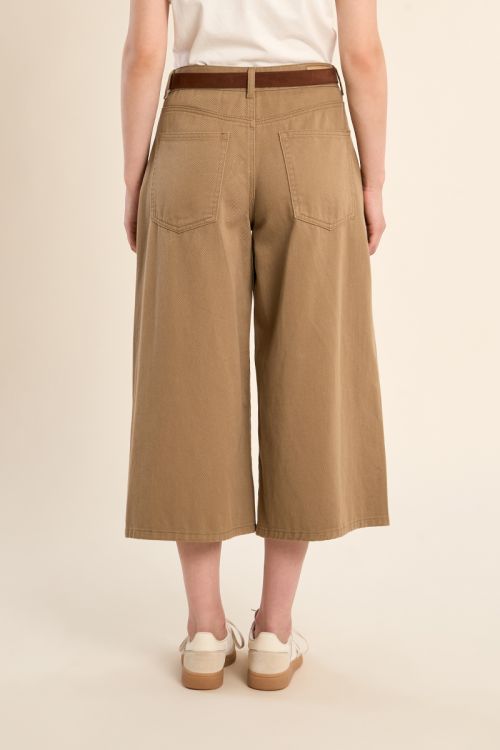 Denim cropped pants, oversized