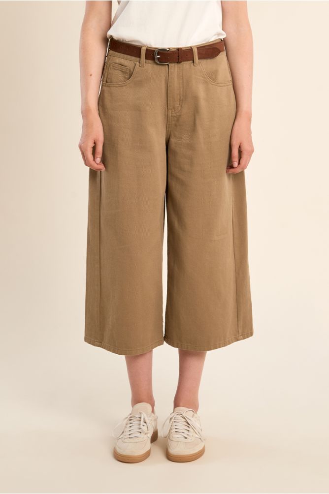 Denim cropped pants, oversized