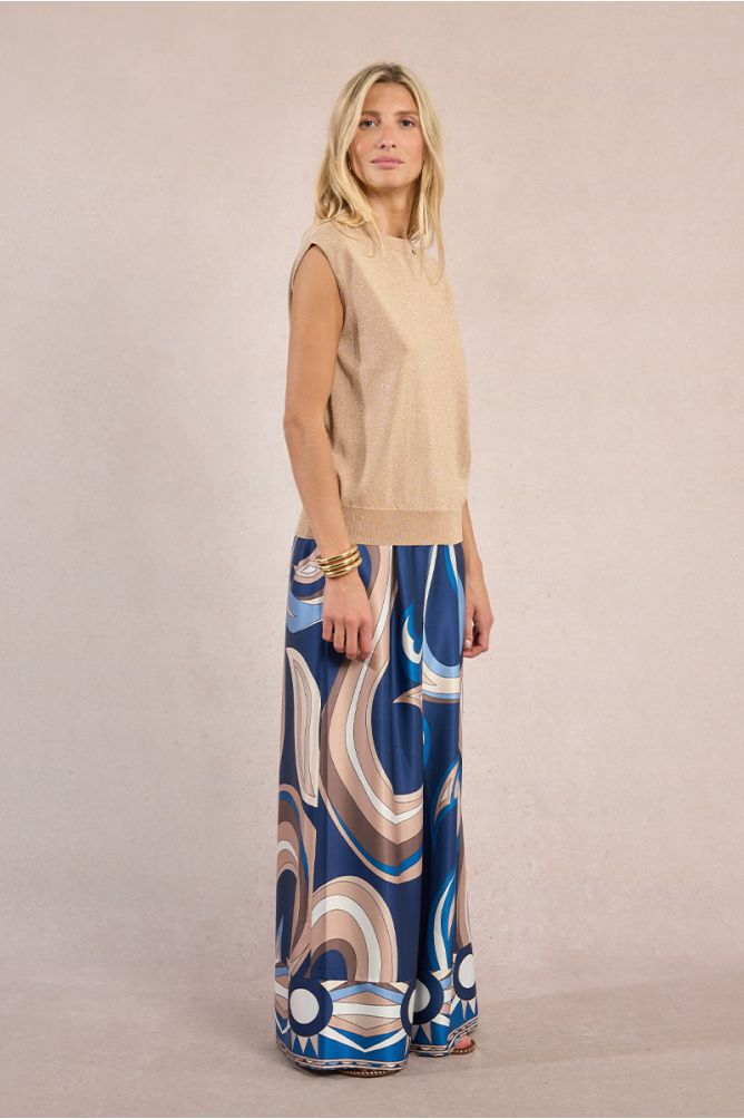 Jersey de mujer de manga corta, en tejido brillante.