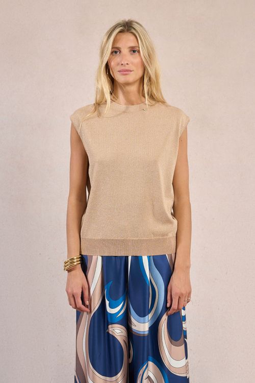 Sleeveless sweater