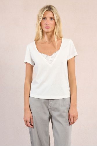 T-shirt décontracté avec détails brodés