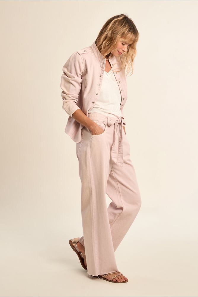 Chaqueta de mujer vaquera, estilo militar.