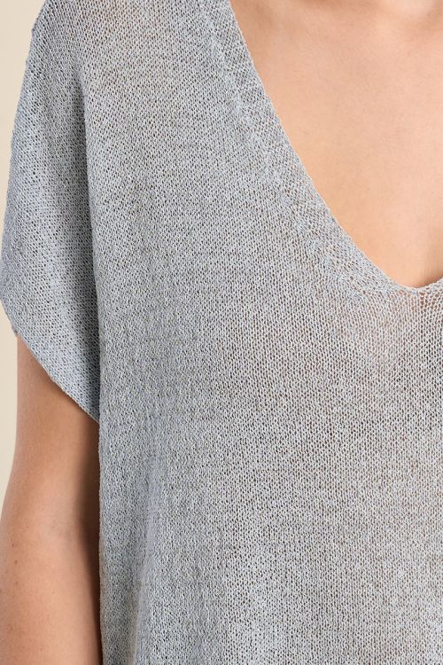 Iridescent knit sleeveless sweater