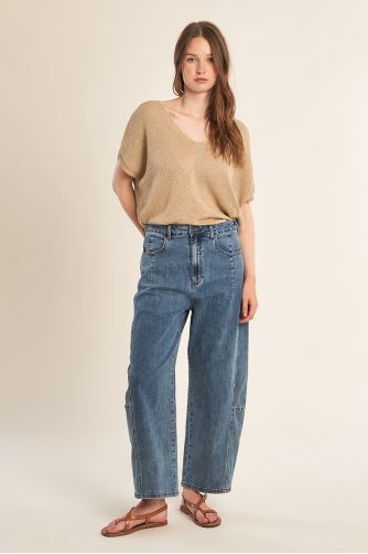 Iridescent knit sleeveless sweater