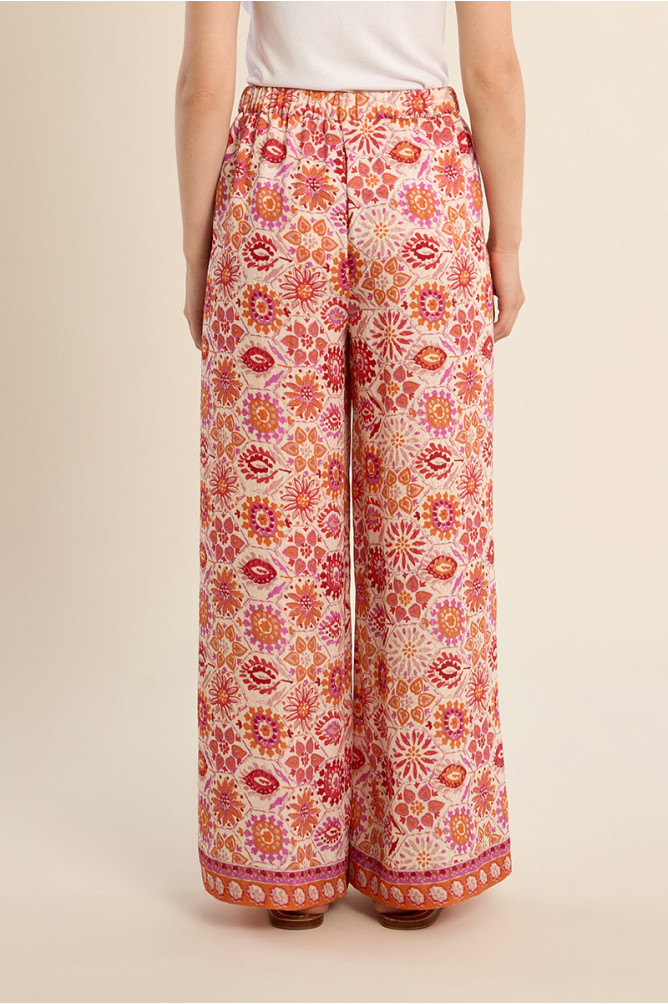 Wide pants, printed