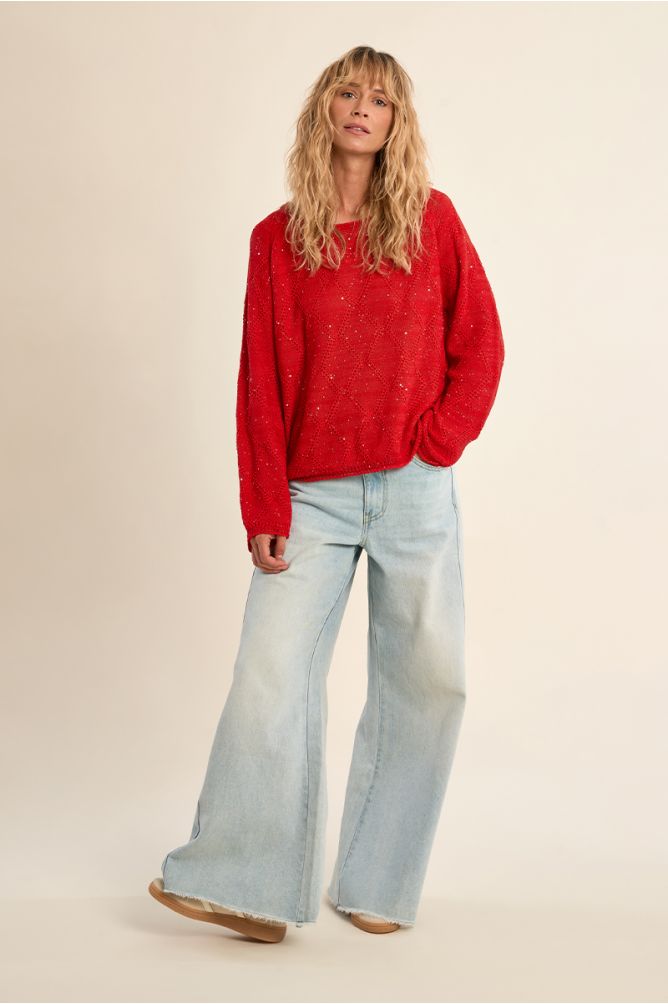 Pull en maille ajourée, parsemé de strass
