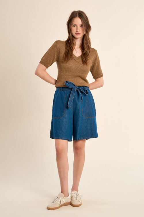 Short-sleeved knitted sweater