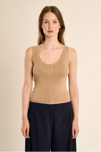 Knitted tank top, fancy buttons