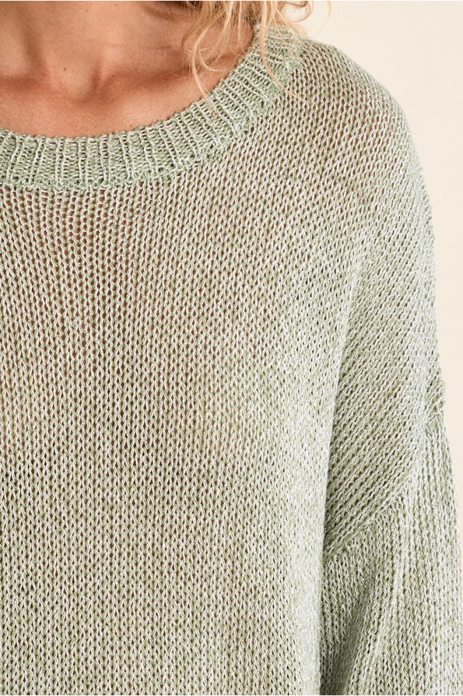 Knitted sweater, round neck