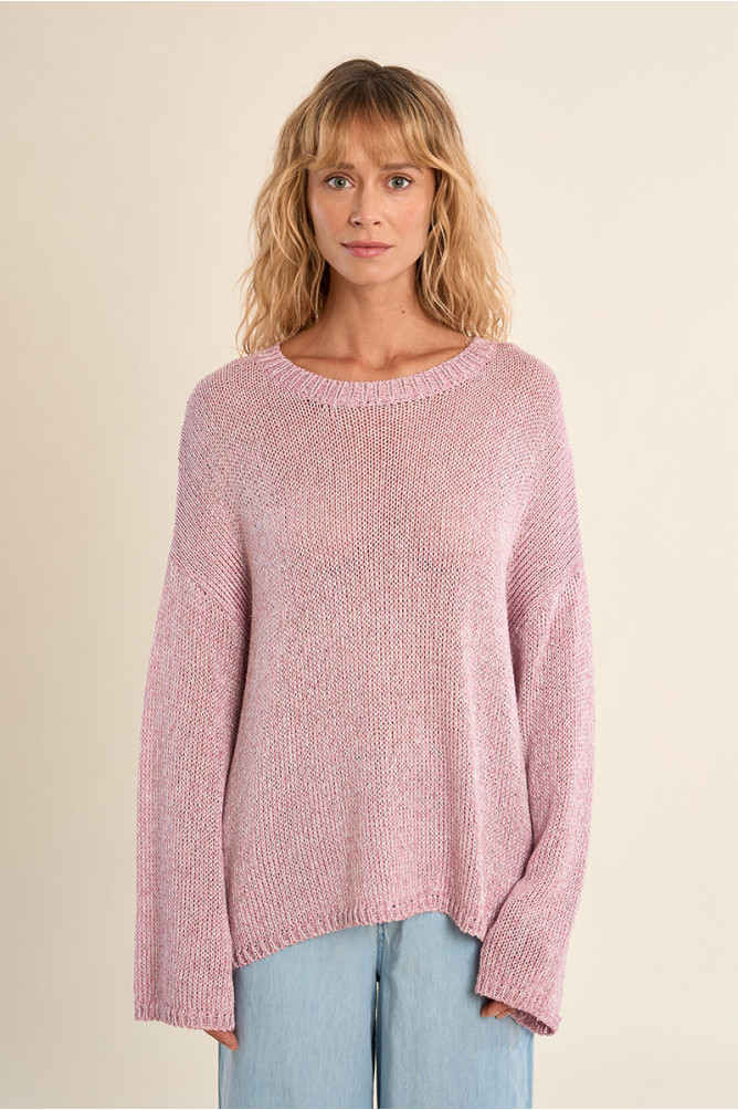 Knitted sweater, round neck