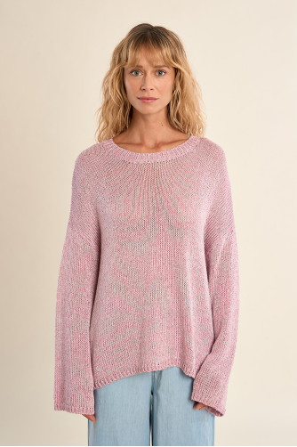 Knitted sweater, round neck
