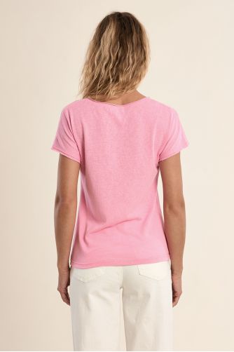 V-neck T-shirt