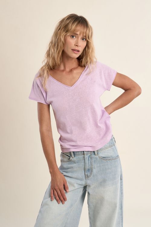 Camiseta de mujer de manga corta, escote V.