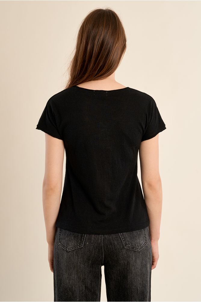 V-neck T-shirt