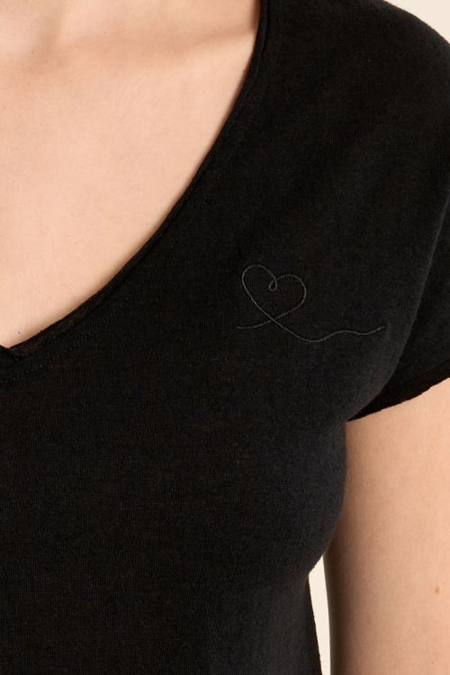 T-shirt col V
