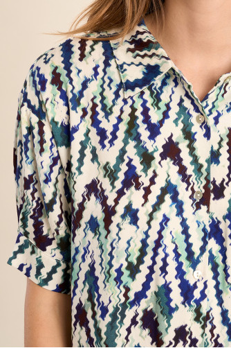 Robe chemise courte, imprimée