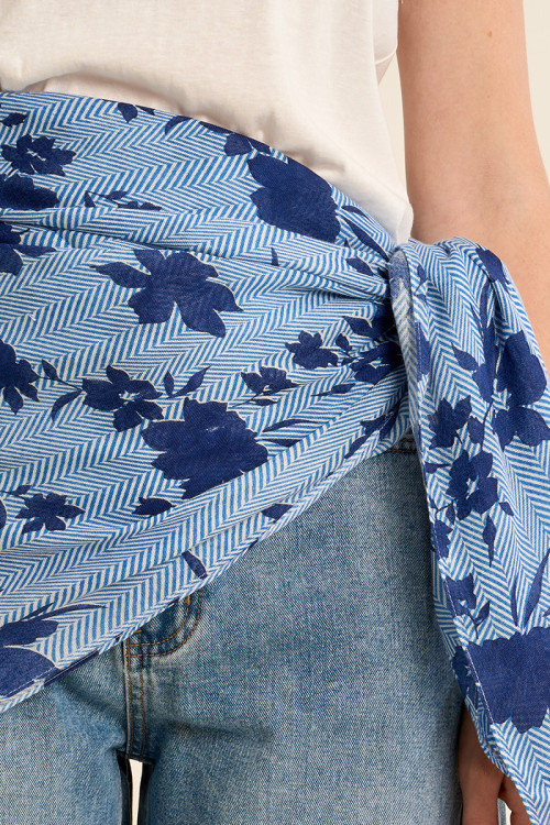 Pañuelo de mujer liso, estampado.