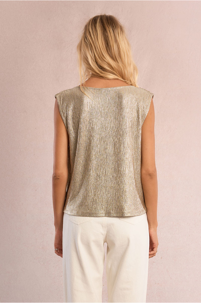 Sleeveless top, iridescent