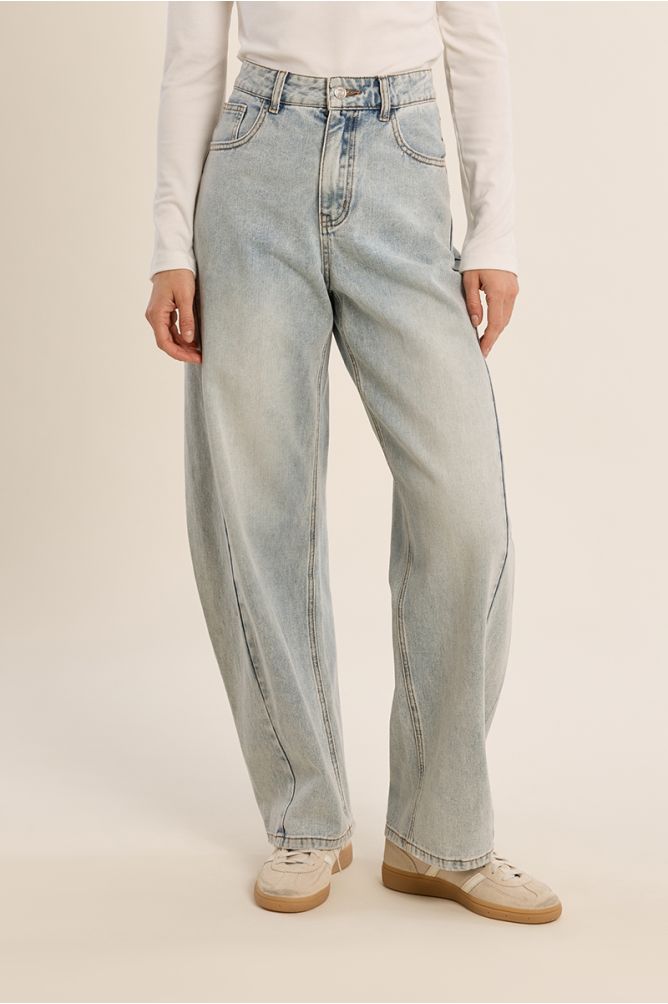 Pantalon en denim pour femme, coupe ample "Balloon"