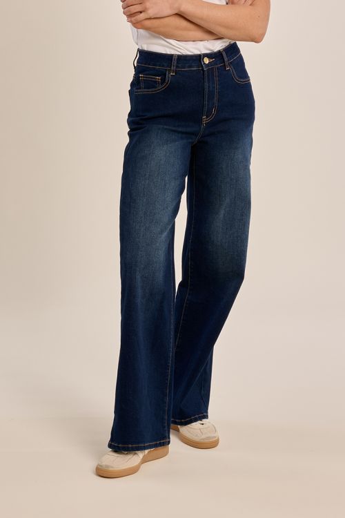 High-waisted wide-leg jeans