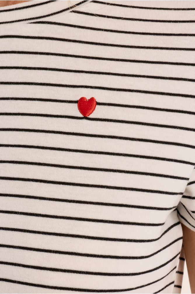 Camiseta de mujer de manga corta, estampado rayas.