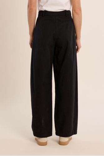 Pantalon en coton, coupe barrel