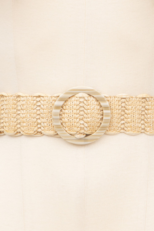 Ceinture en raphia avec boucle nacrée