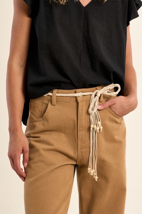 Cinturón de mujer retro, de cuerdas con abalorios.