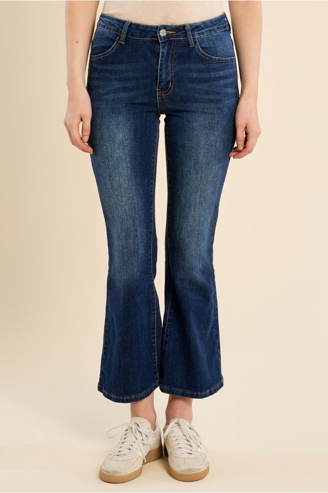 Pantalón vaquero acampanado