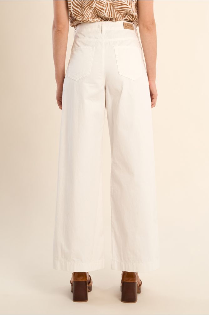 Jean taille haute et large