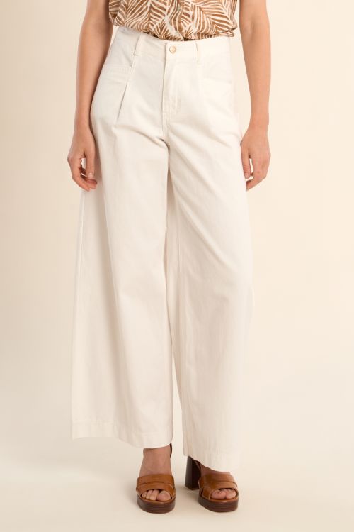 Jean taille haute et large