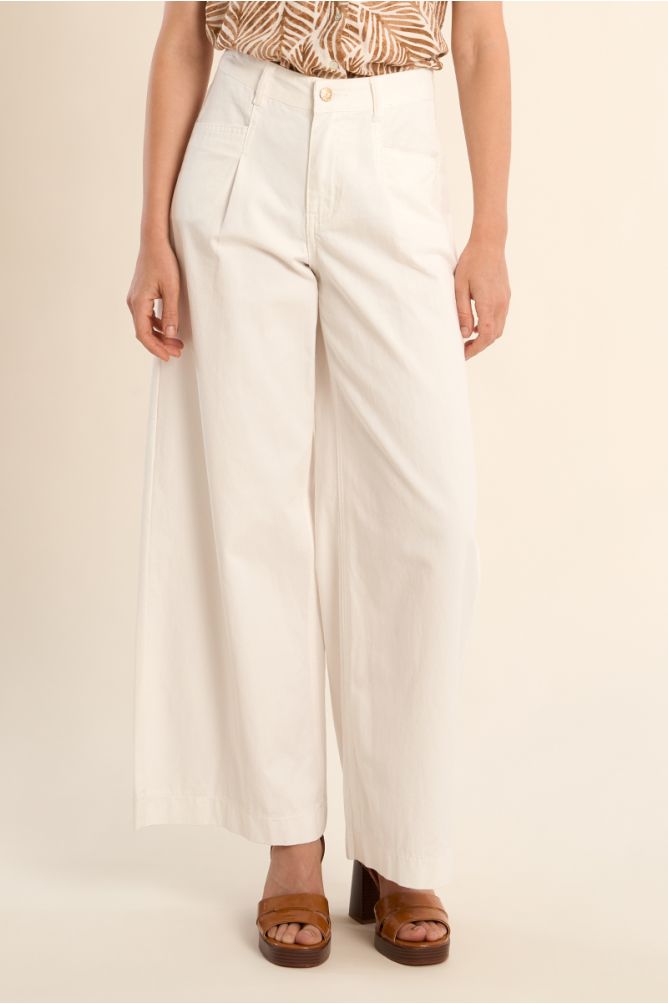 Jean taille haute et large