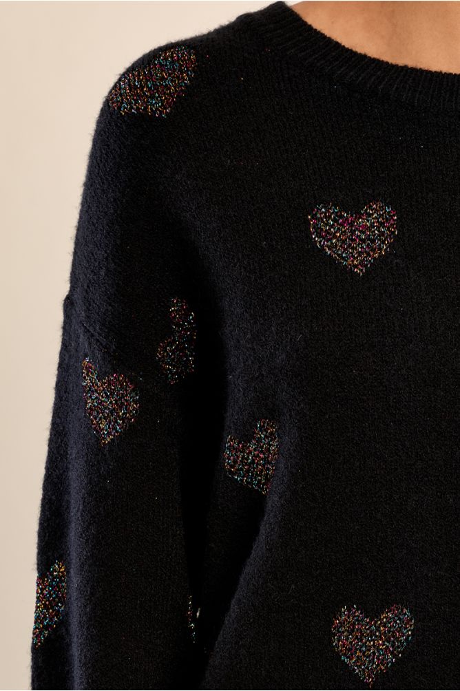 Pull en maille, cœurs pailletés