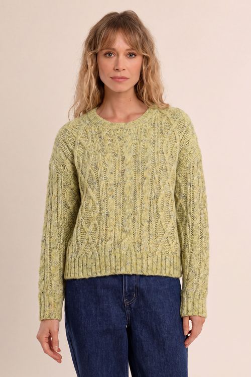 Pull en maille tressé court