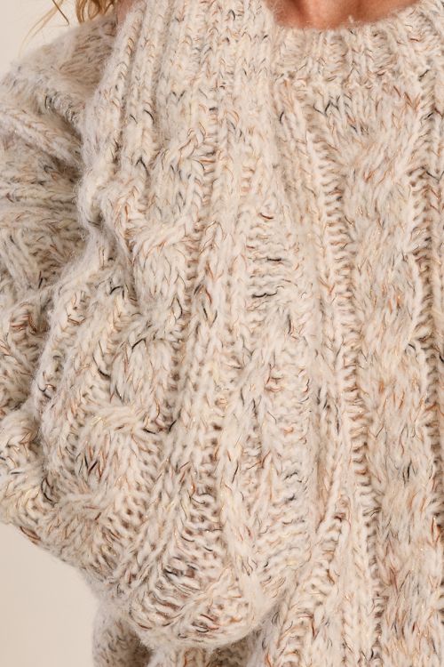 Pull en maille tressé court