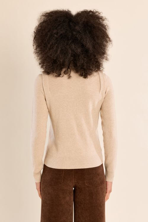 Thin sweater with high collar